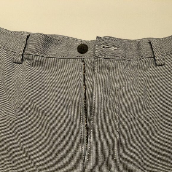 Haggar Clothing Casual Pin Stripped Straight Leg Pants in Blue + White Sz 40x32 - Picture 4 of 12